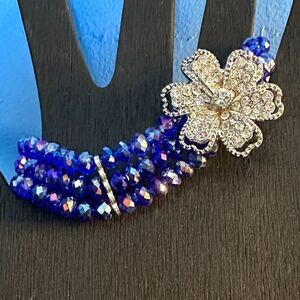 Blue Glass Bead Bracelet with Faux Diamond Flower Accent Fashion Jewelry